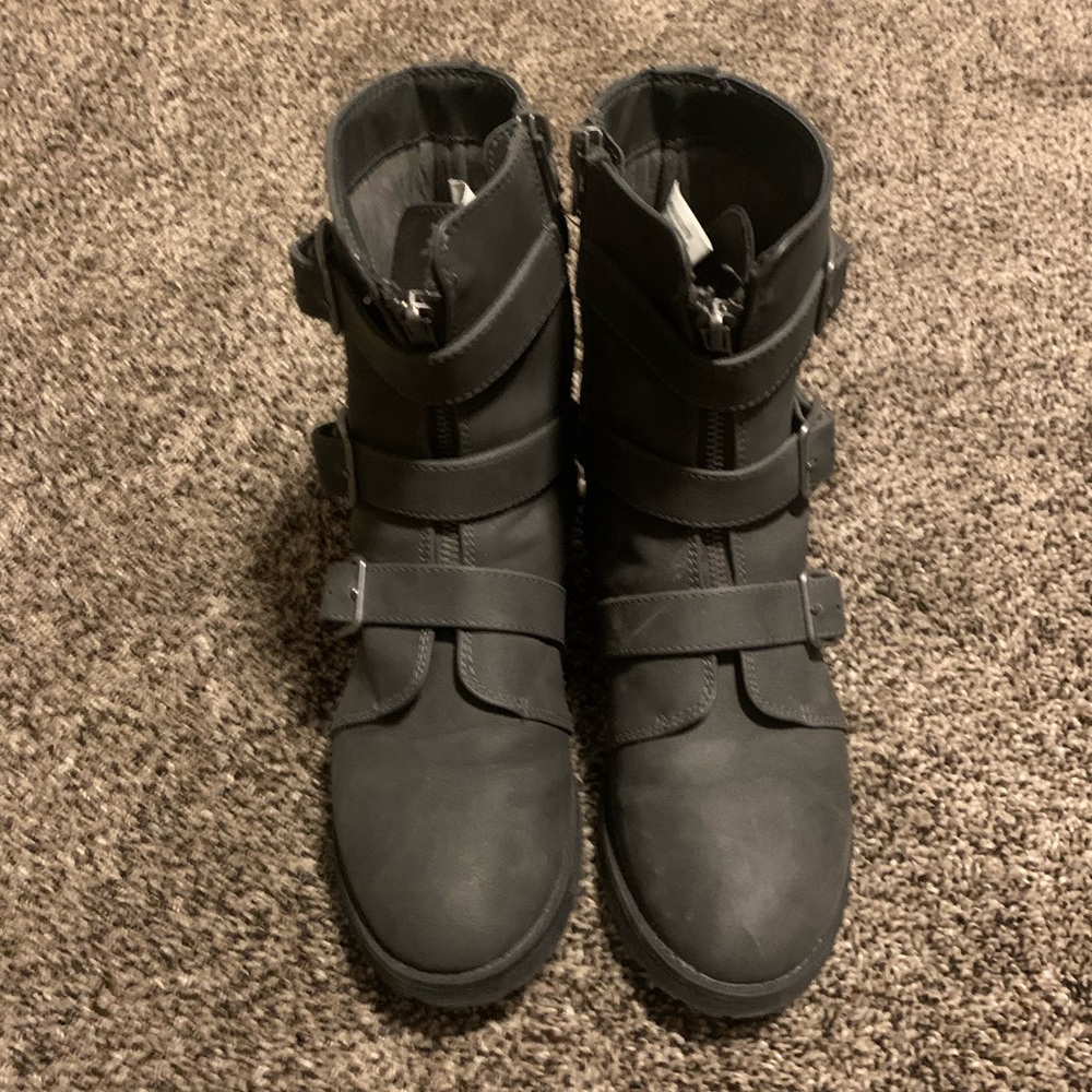 American Eagle Motto Boots